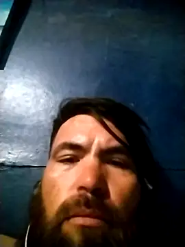 Holatpngo online show from November 1, 2025, 9:30 pm