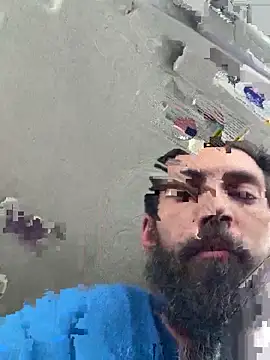 Snapshot of QueenM3 chatting on November 29, 2025, 5:24 pm QueenM3 online show from November 29, 2025, 5:24 pm