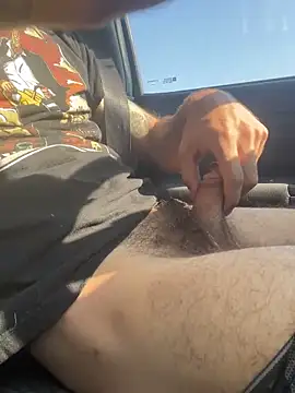 Snapshot of QueenM3 chatting on October 3, 2025, 8:21 pm QueenM3 online show from October 3, 2025, 8:21 pm