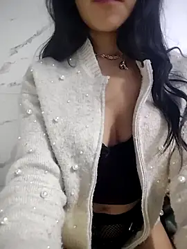 Snapshot of ElaRuil69 chatting on October 25, 2025, 3:28 am ElaRuil69 online show from October 25, 2025, 3:28 am