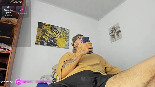 Snapshot of jeyco_santino chatting on October 24, 2025, 3:27 am jeyco santino online show from October 24, 2025, 3:27 am