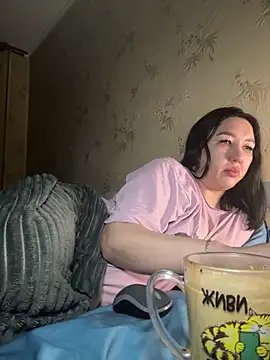 Naughtbaby 2025 online show from November 12, 2025, 3:54 am