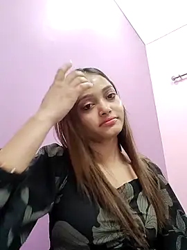 Snapshot of Kavyacute08 chatting on March 17, 2025, 8:40 pm Kavyacute08 online show from March 17, 2025, 8:40 pm