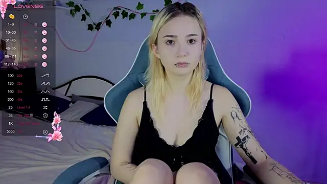 Snapshot of Nasy chatting on September 27, 2025, 8:37 pm Nasy online show from September 27, 2025, 8:37 pm