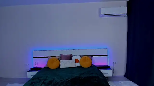 Sofia beautifuul online show from March 14, 2025, 6:10 am