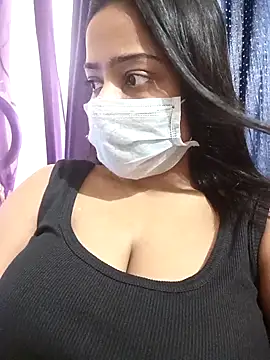 Snapshot of COZY_ROZI chatting on November 2, 2025, 11:15 am COZY ROZI online show from November 2, 2025, 11:15 am