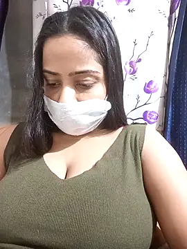 Snapshot of COZY_ROZI chatting on November 17, 2025, 3:16 pm COZY ROZI online show from November 17, 2025, 3:16 pm