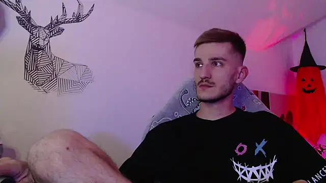 yoyoboy988 online show from September 18, 2025, 4:32 pm