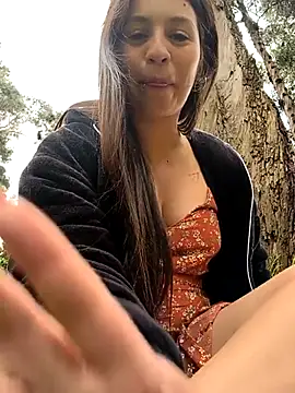 Snapshot of Nat_XxX chatting on April 5, 2026, 4:57 pm Nat XxX online show from April 5, 2026, 4:57 pm