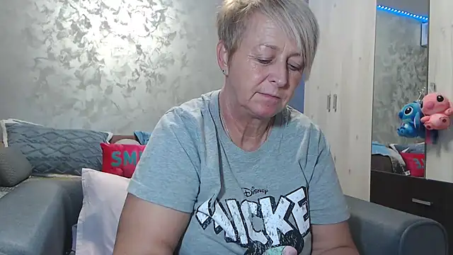 RosesandLillies online show from February 24, 2026, 6:20 pm