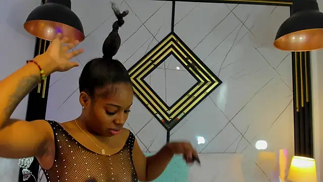 EmilyDiaaz online show from September 16, 2025, 12:17 pm