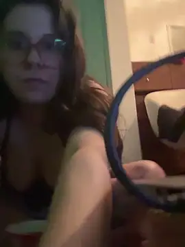 Snapshot of Rosiee69_ chatting on February 25, 2025, 8:53 pm Rosiee69  online show from February 25, 2025, 8:53 pm