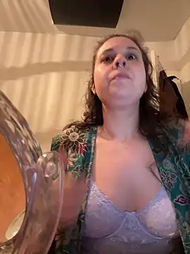 Snapshot of Rosiee69_ chatting on March 11, 2025, 10:18 am Rosiee69  online show from March 11, 2025, 10:18 am