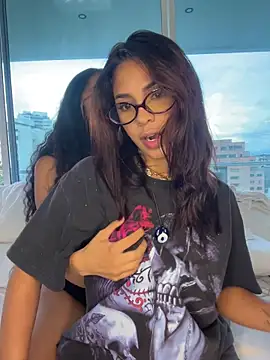 Alice surprise online show from November 19, 2025, 10:10 pm