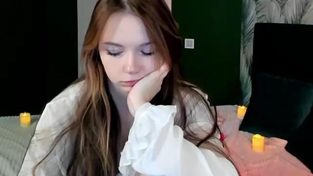 Snapshot of boozekirs_ chatting on March 12, 2025, 6:07 am boozekirs online show from March 12, 2025, 6:07 am