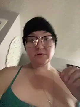 Snapshot of HTXBELLE chatting on February 1, 2026, 11:41 am HTXBELLE online show from February 1, 2026, 11:41 am