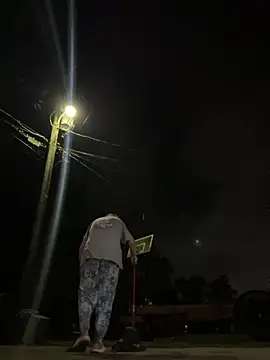 Snapshot of HTXBELLE chatting on December 23, 2025, 12:43 am HTXBELLE online show from December 23, 2025, 12:43 am