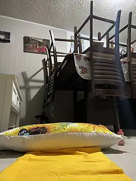 Snapshot of HTXBELLE chatting on December 20, 2025, 1:41 am HTXBELLE online show from December 20, 2025, 1:41 am