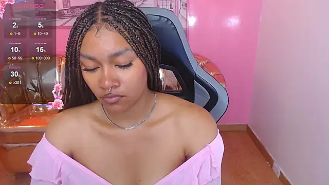 Snapshot of catalina25_t chatting on December 22, 2025, 7:58 pm catalina25 t online show from December 22, 2025, 7:58 pm