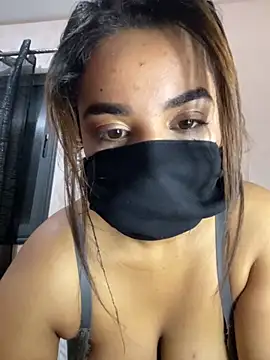 Louli ta online show from November 30, 2025, 7:14 pm