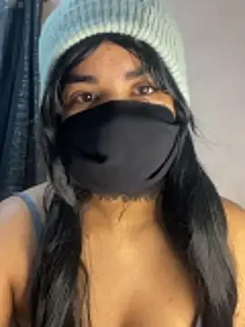 Snapshot of Louli_ta chatting on February 4, 2026, 7:20 pm Louli ta online show from February 4, 2026, 7:20 pm