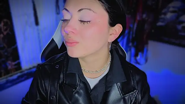 Guxplo  online show from April 15, 2026, 2:54 pm