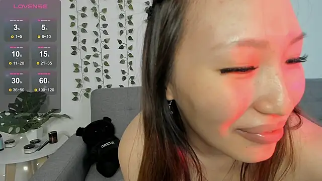 Christine Carlson online show from February 21, 2025, 6:48 pm