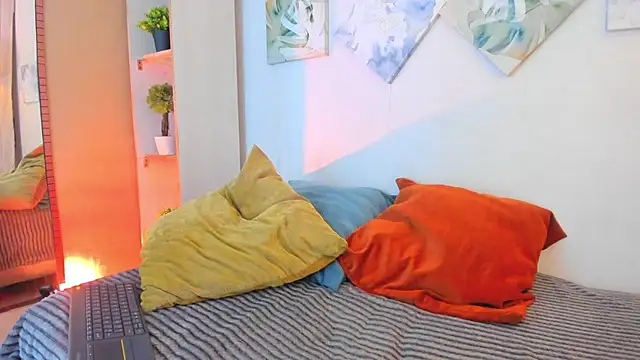 Snapshot of iiangel_ chatting on January 17, 2026, 3:32 am iiangel online show from January 17, 2026, 3:32 am