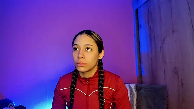 Snapshot of TANIA_06 chatting on February 2, 2026, 1:10 pm TANIA 06 online show from February 2, 2026, 1:10 pm