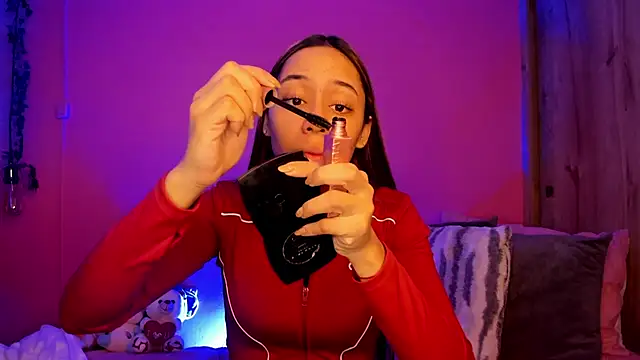 Snapshot of TANIA_06 chatting on February 7, 2026, 1:08 pm TANIA 06 online show from February 7, 2026, 1:08 pm