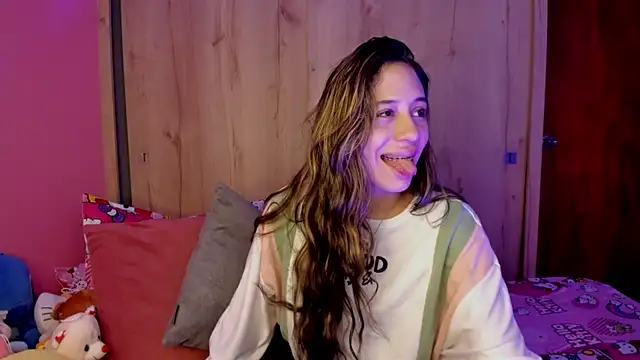 Snapshot of TANIA_06 chatting on June 7, 2026, 1:16 pm TANIA 06 online show from June 7, 2026, 1:16 pm