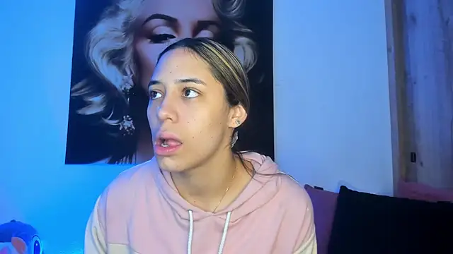 Snapshot of TANIA_06 chatting on January 17, 2026, 1:15 pm TANIA 06 online show from January 17, 2026, 1:15 pm