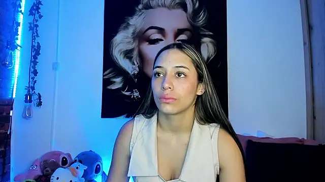 Snapshot of TANIA_06 chatting on January 13, 2026, 8:13 pm TANIA 06 online show from January 13, 2026, 8:13 pm