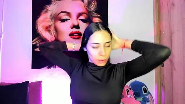 Snapshot of TANIA_06 chatting on November 17, 2025, 1:15 pm TANIA 06 online show from November 17, 2025, 1:15 pm