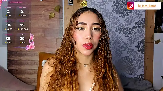 Snapshot of LiaHansson chatting on December 16, 2025, 5:06 pm LiaHansson online show from December 16, 2025, 5:06 pm