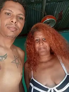 Snapshot of shirlihot chatting on October 25, 2025, 1:23 pm shirlihot online show from October 25, 2025, 1:23 pm