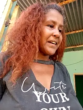 Snapshot of shirlihot chatting on November 3, 2025, 6:55 pm shirlihot online show from November 3, 2025, 6:55 pm