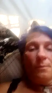 MfMwTrinity online show from October 21, 2025, 8:30 pm