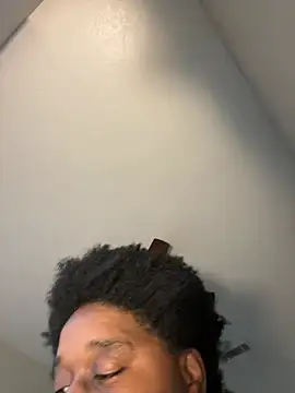 Snapshot of Deshay30 chatting on January 17, 2026, 10:24 pm Deshay30 online show from January 17, 2026, 10:24 pm