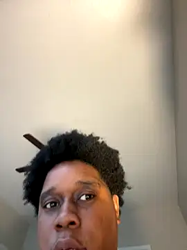 Snapshot of Deshay30 chatting on January 7, 2026, 10:48 pm Deshay30 online show from January 7, 2026, 10:48 pm