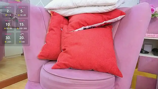 Snapshot of EmmyCortez chatting on November 26, 2025, 11:54 am EmmyCortez online show from November 26, 2025, 11:54 am