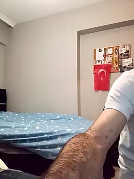 Snapshot of raskolnikovw chatting on December 15, 2025, 6:58 pm raskolnikovw online show from December 15, 2025, 6:58 pm