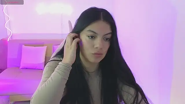 Snapshot of Coraline_tay chatting on March 13, 2025, 3:11 am Coraline tay online show from March 13, 2025, 3:11 am