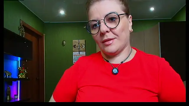 Snapshot of VeronikawGold chatting on July 2, 2026, 6:36 pm VeronikawGold online show from July 2, 2026, 6:36 pm