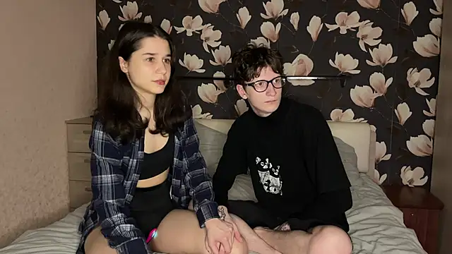 baby lesi online show from April 7, 2026, 6:43 pm