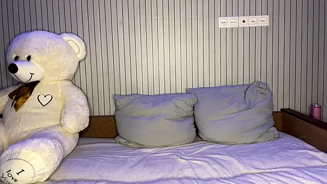 Snapshot of baby_lesi chatting on March 3, 2026, 4:03 pm baby lesi online show from March 3, 2026, 4:03 pm