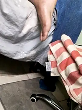 Snapshot of calme_odl1 chatting on November 23, 2025, 6:56 am calme odl1 online show from November 23, 2025, 6:56 am