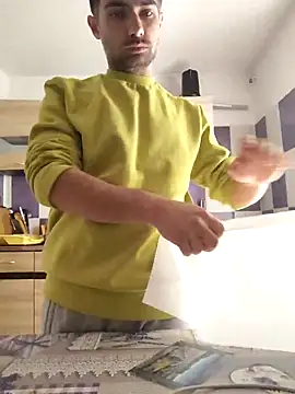 andreiiiii2025 online show from April 8, 2026, 7:43 am