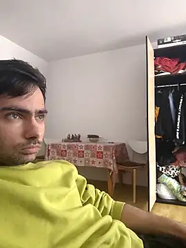 andreiiiii2025 online show from April 3, 2026, 8:21 am