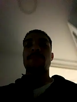 eross chipre  online show from November 15, 2025, 7:23 am